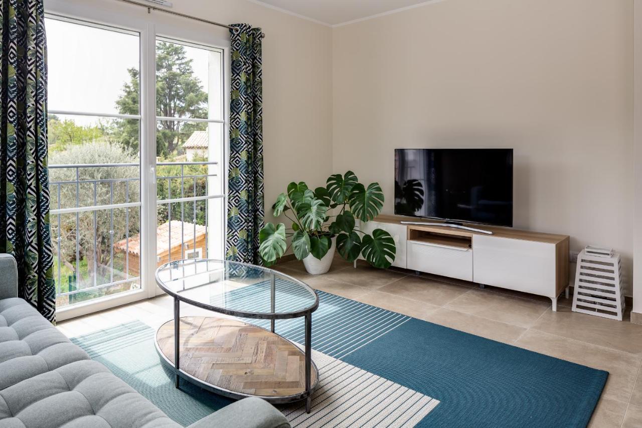 Luxurious And Spacious Apartment In The Heart Of The Cote D'Azur Рокфор-ле-Пен Екстер'єр фото
