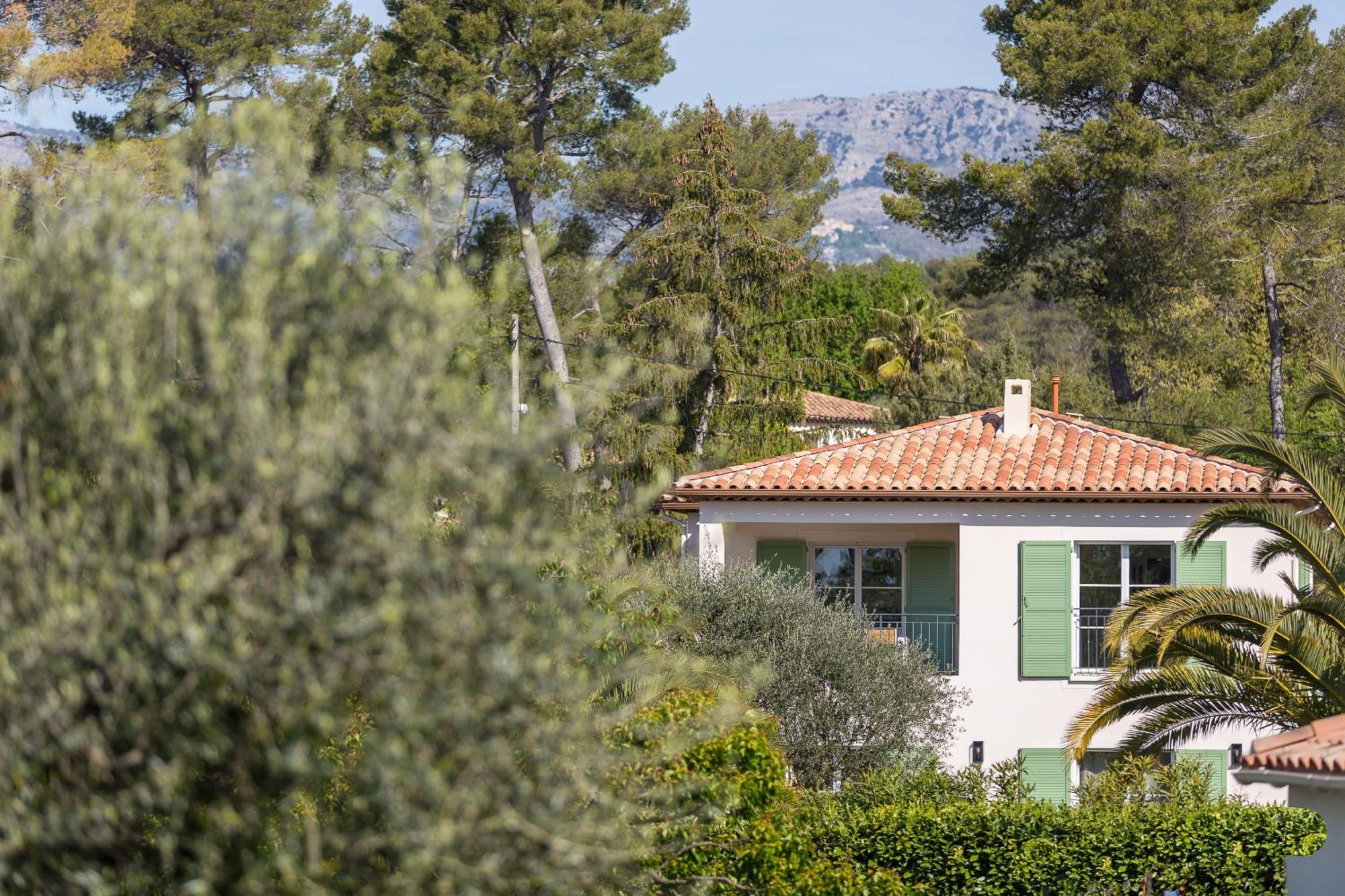 Luxurious And Spacious Apartment In The Heart Of The Cote D'Azur Рокфор-ле-Пен Екстер'єр фото